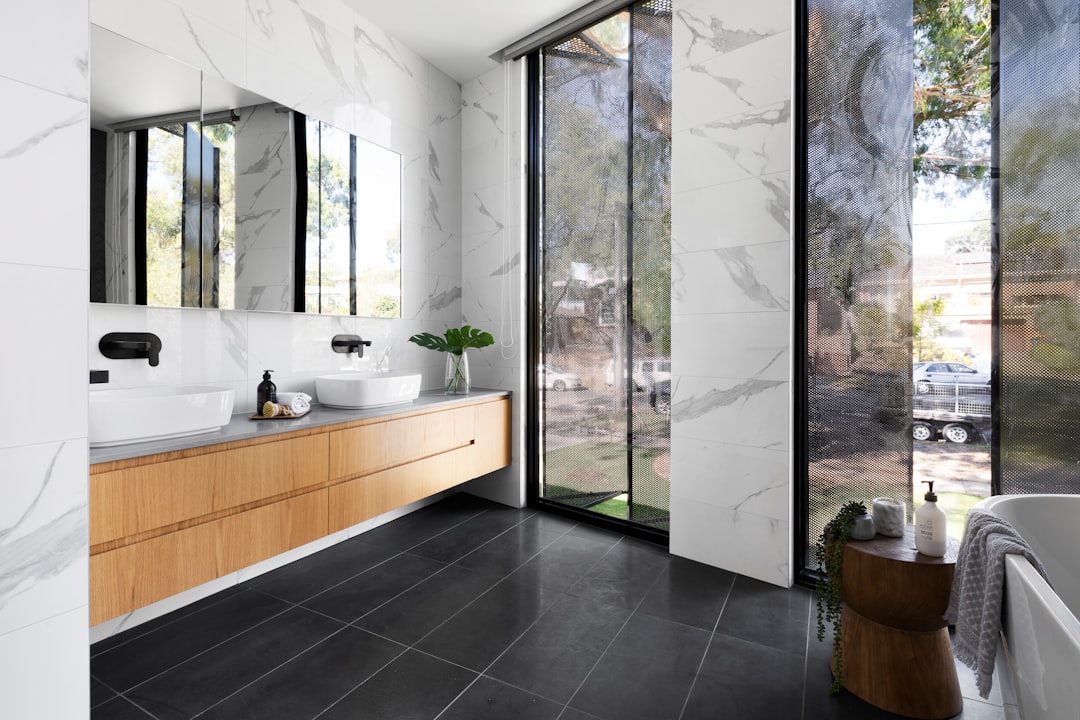Photo Bathroom renovation